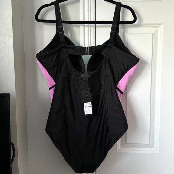 City Chic Multicolor One Piece Swimsuit - Picture 5 of 7